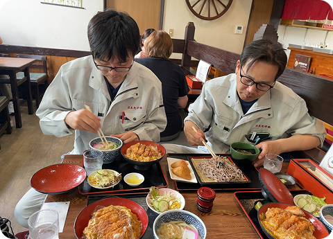昼食